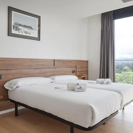 Mantulene - Basque * San Sebastián