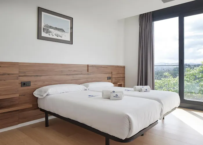 Mantulene - Basque * San Sebastián