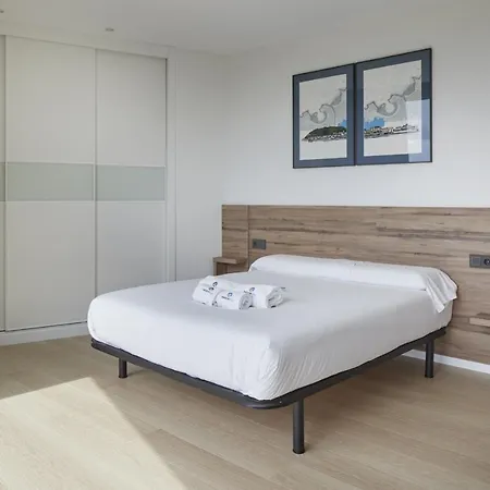 Mantulene - Basque Apartment *