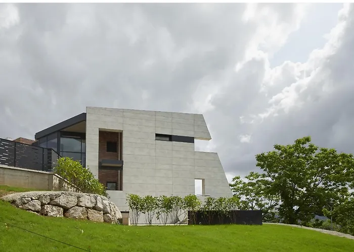 Mantulene - Basque Apartment San Sebastian