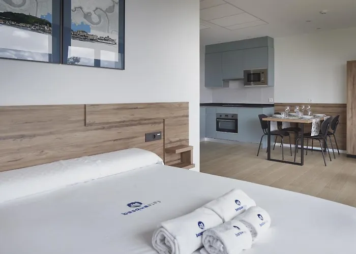 Mantulene - Basque Apartment *